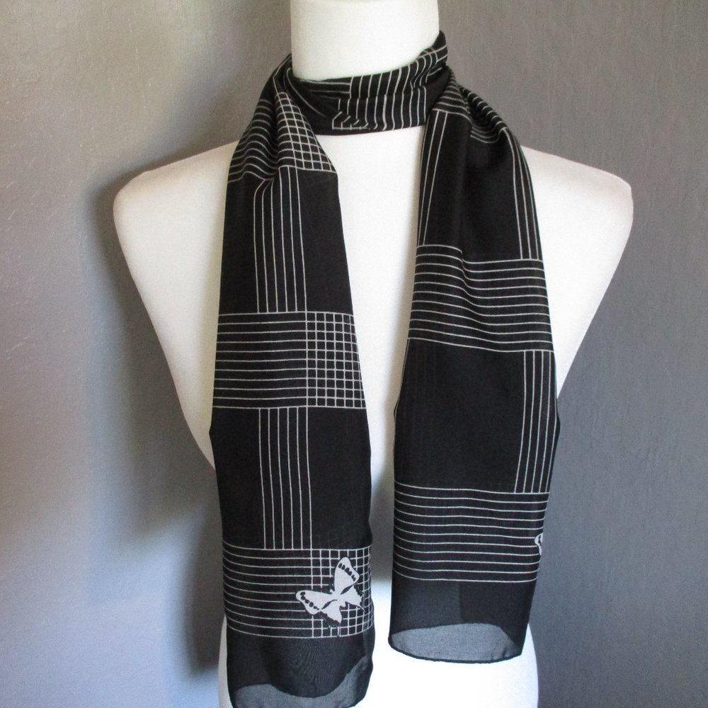 Butterfly black & white oblong scarf